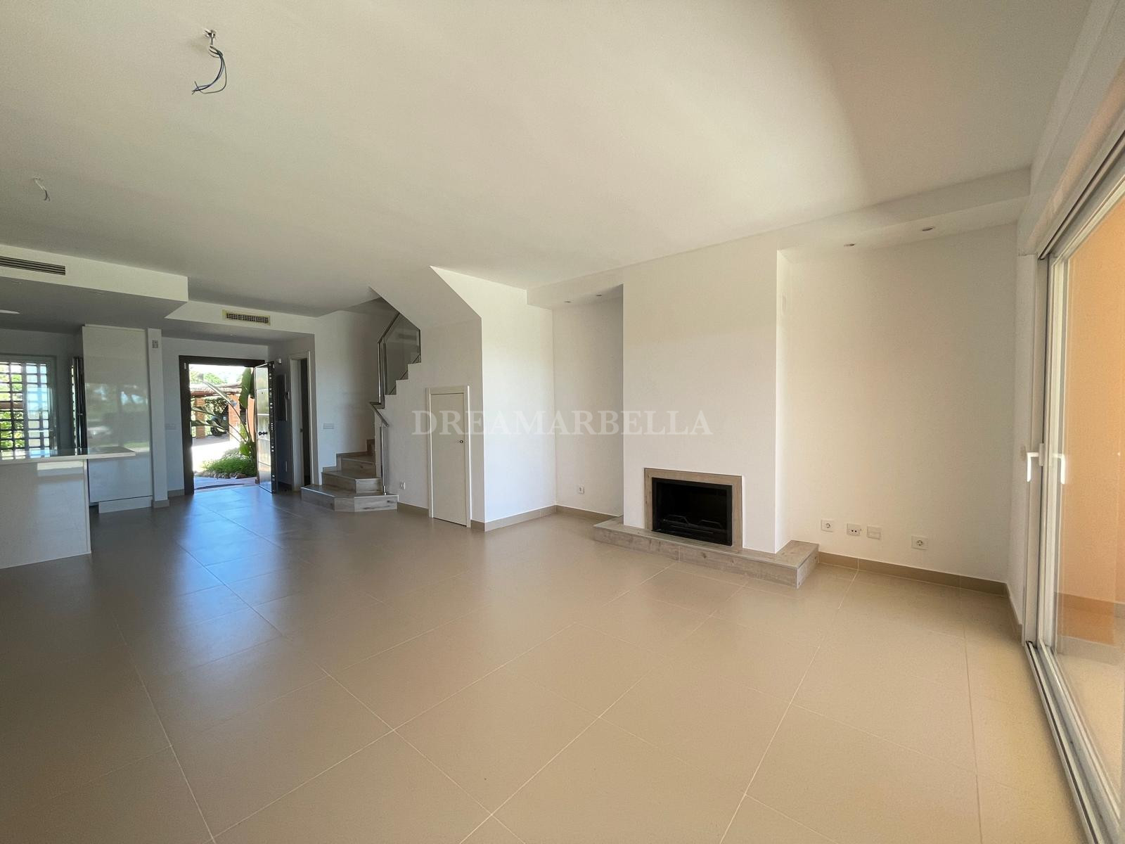 Town House in Paraíso Bellevue