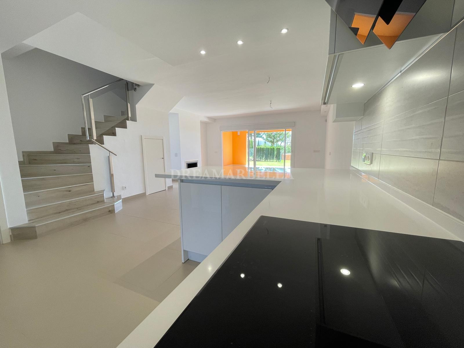 Town House in Paraíso Bellevue