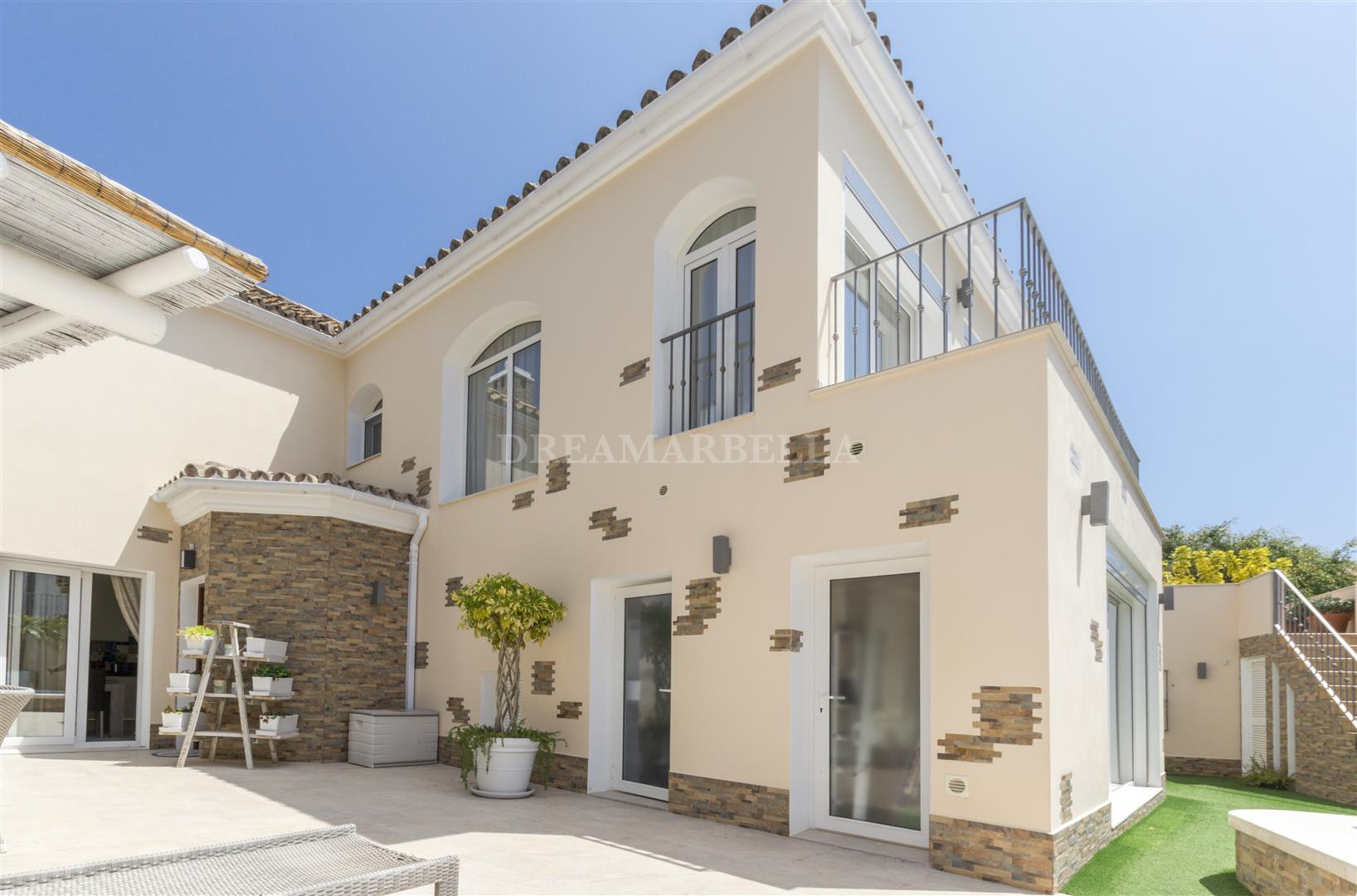 Villa in Linda Vista Baja