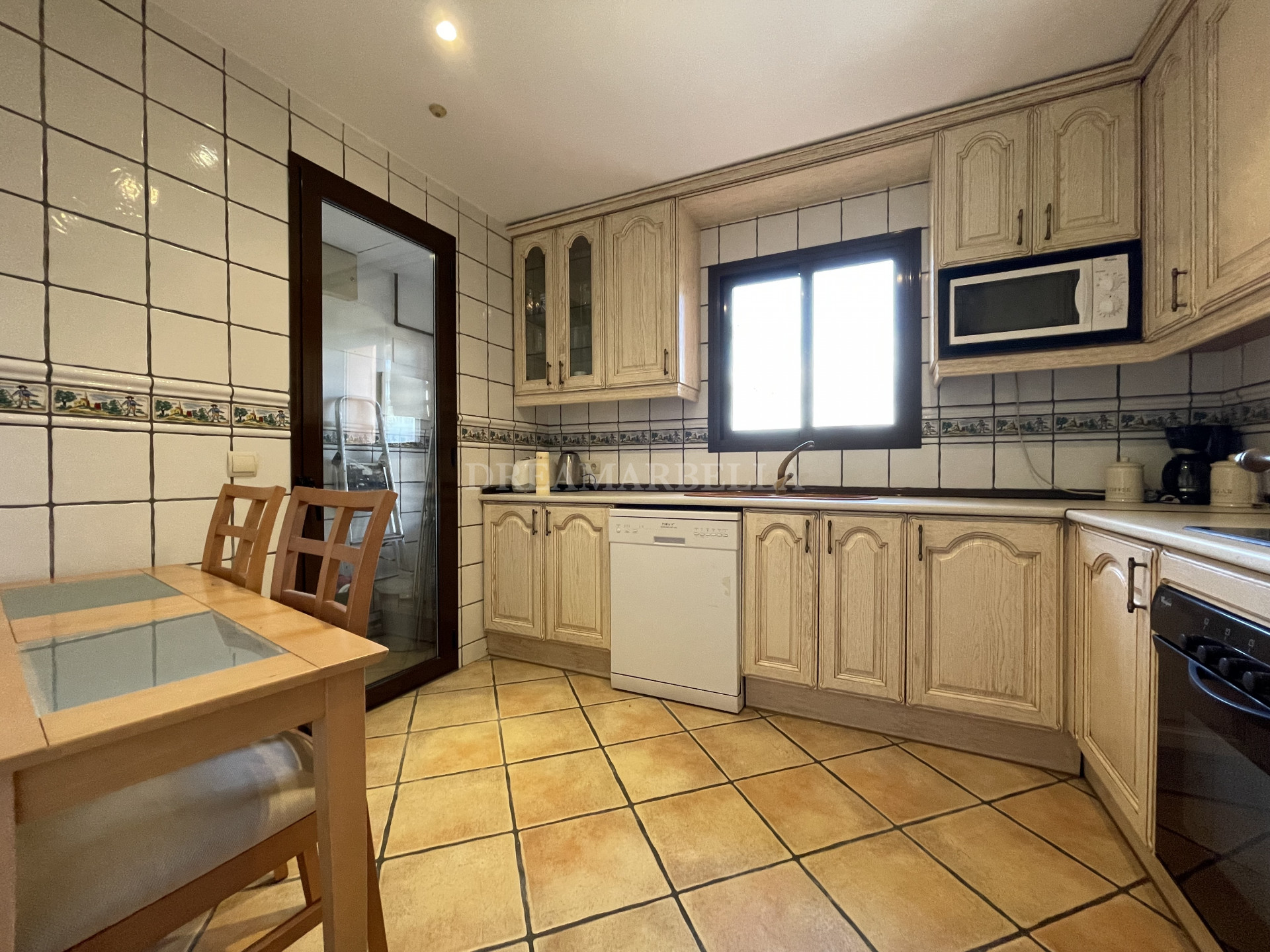 Apartment in Estepona East