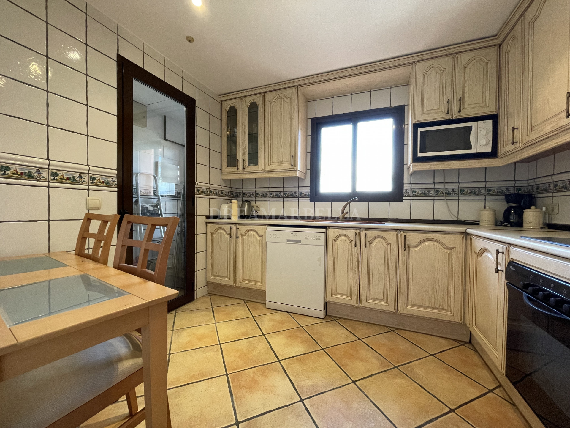 Apartment in Estepona East