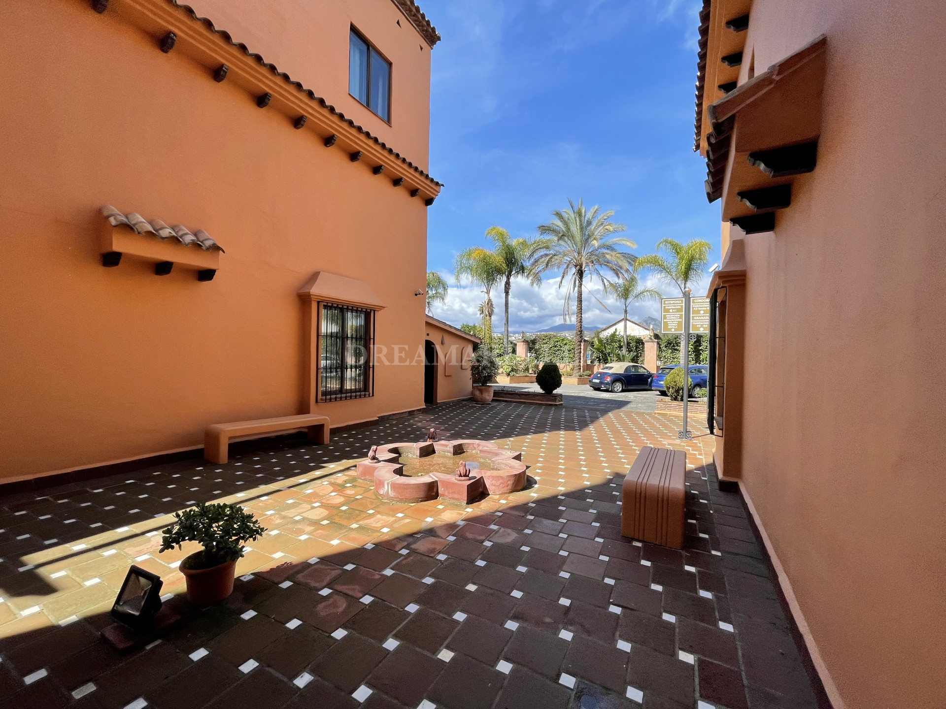 Duplex Penthouse in Estepona East