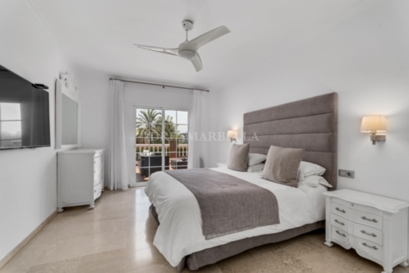 Villa in Nueva Andalucia