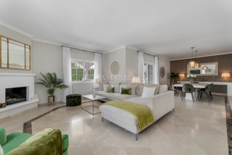 Villa in Nueva Andalucia