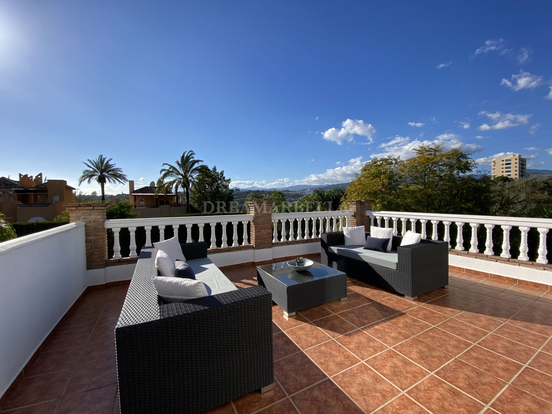 Villa in Nueva Andalucia