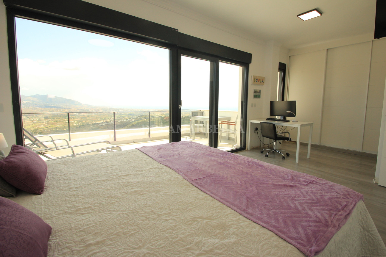 Town House in Marbella Este
