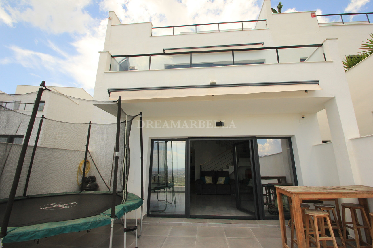 Town House in Marbella Este