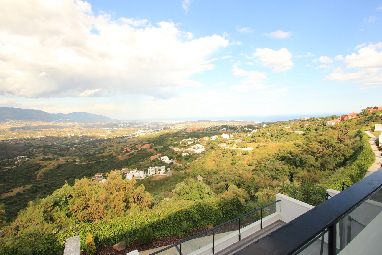 Town House in Marbella Este