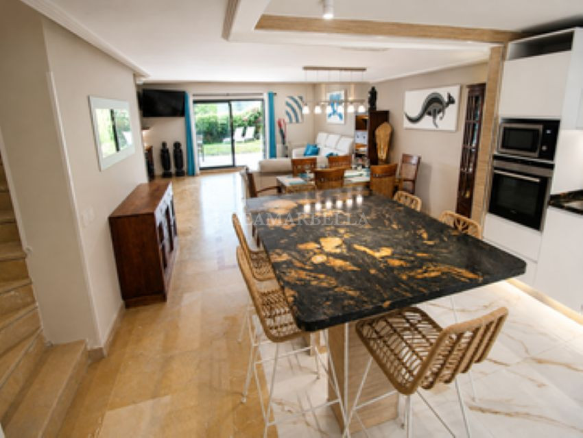 Town House in Marbella Golden Mile