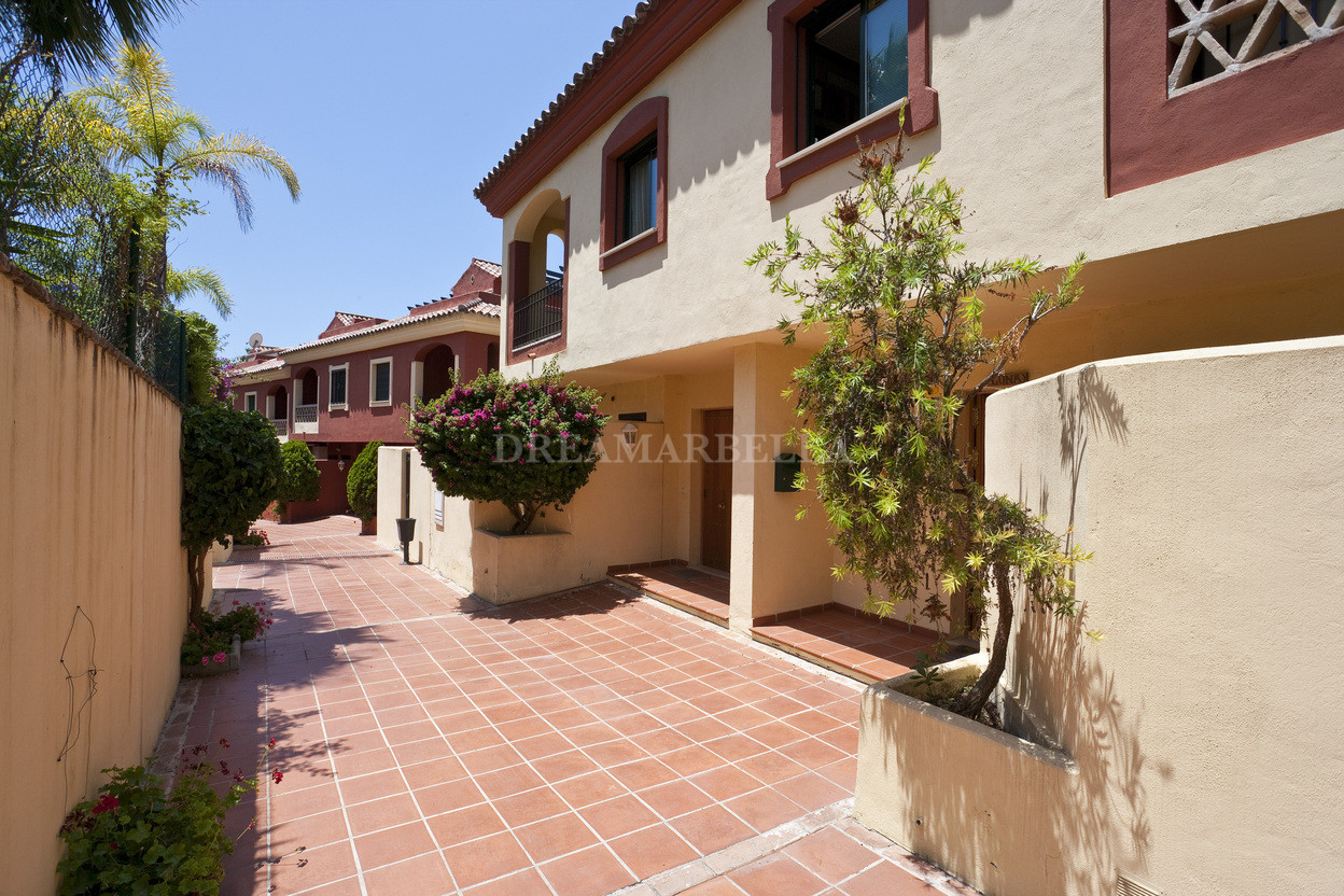 Town House in Marbella Golden Mile