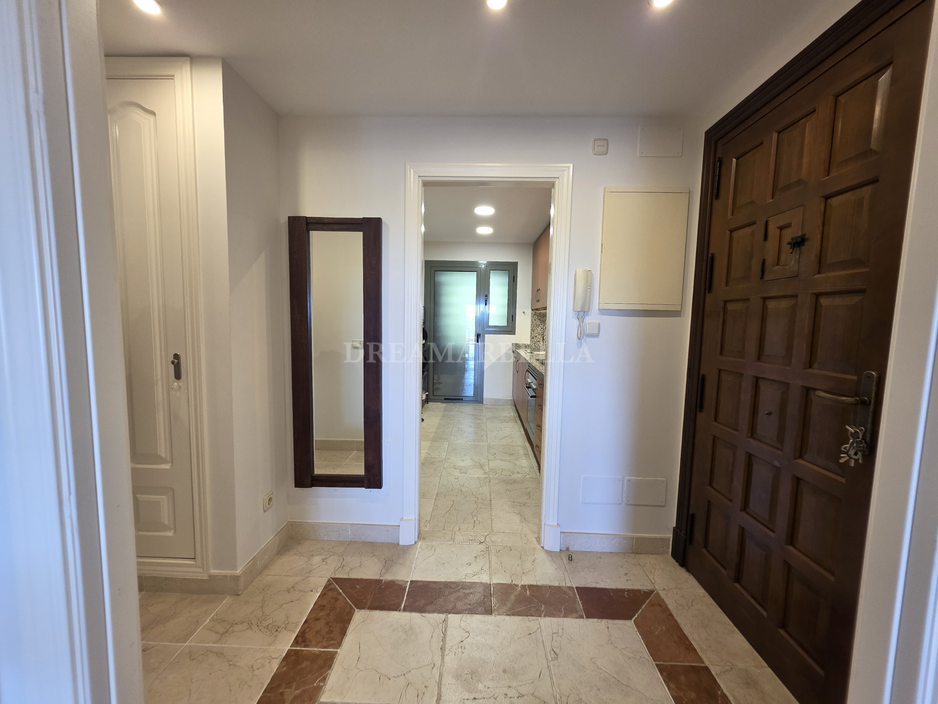 Apartment in Estepona East