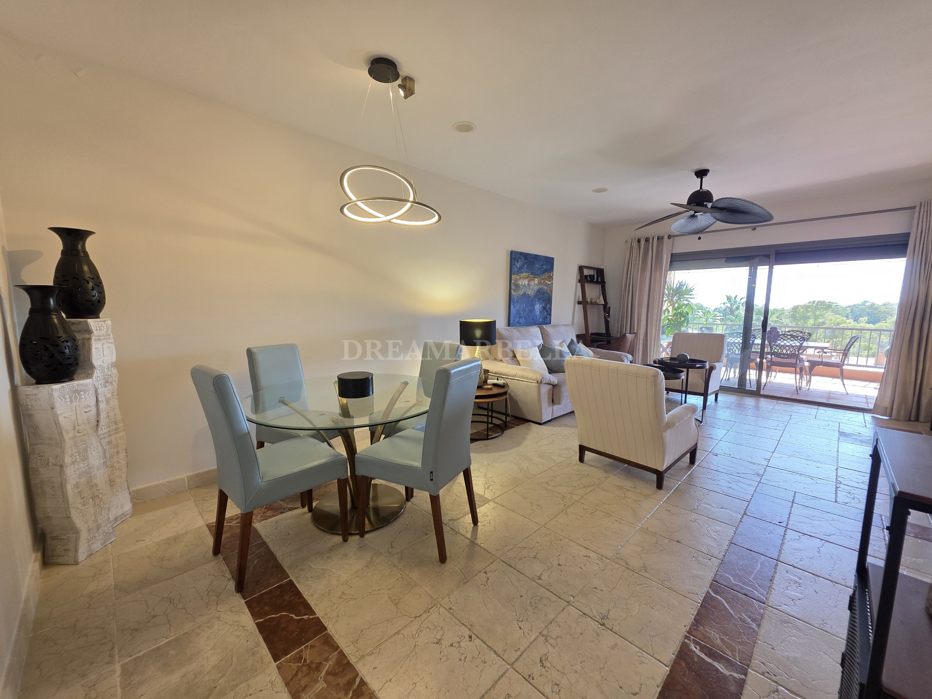 Apartment in Estepona East