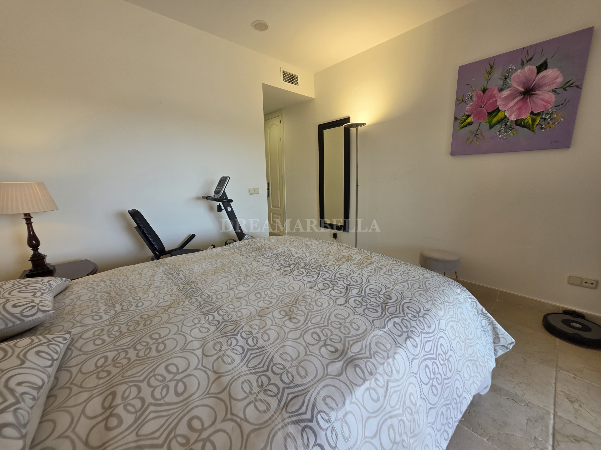 Apartment in Estepona East