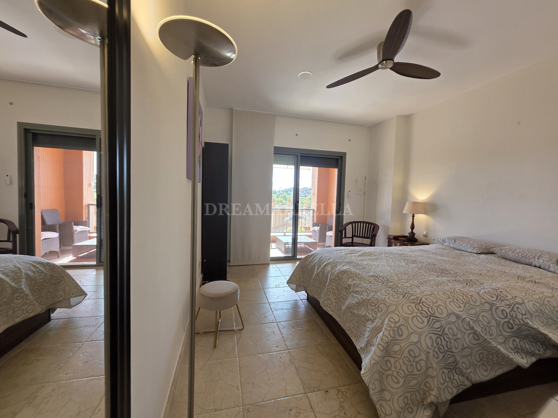Apartment in Estepona East