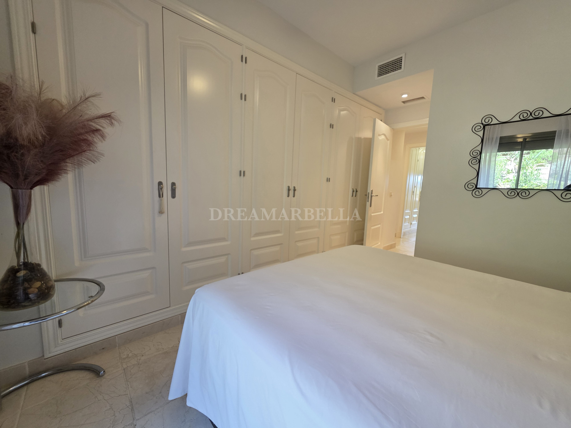 Apartment in Estepona East