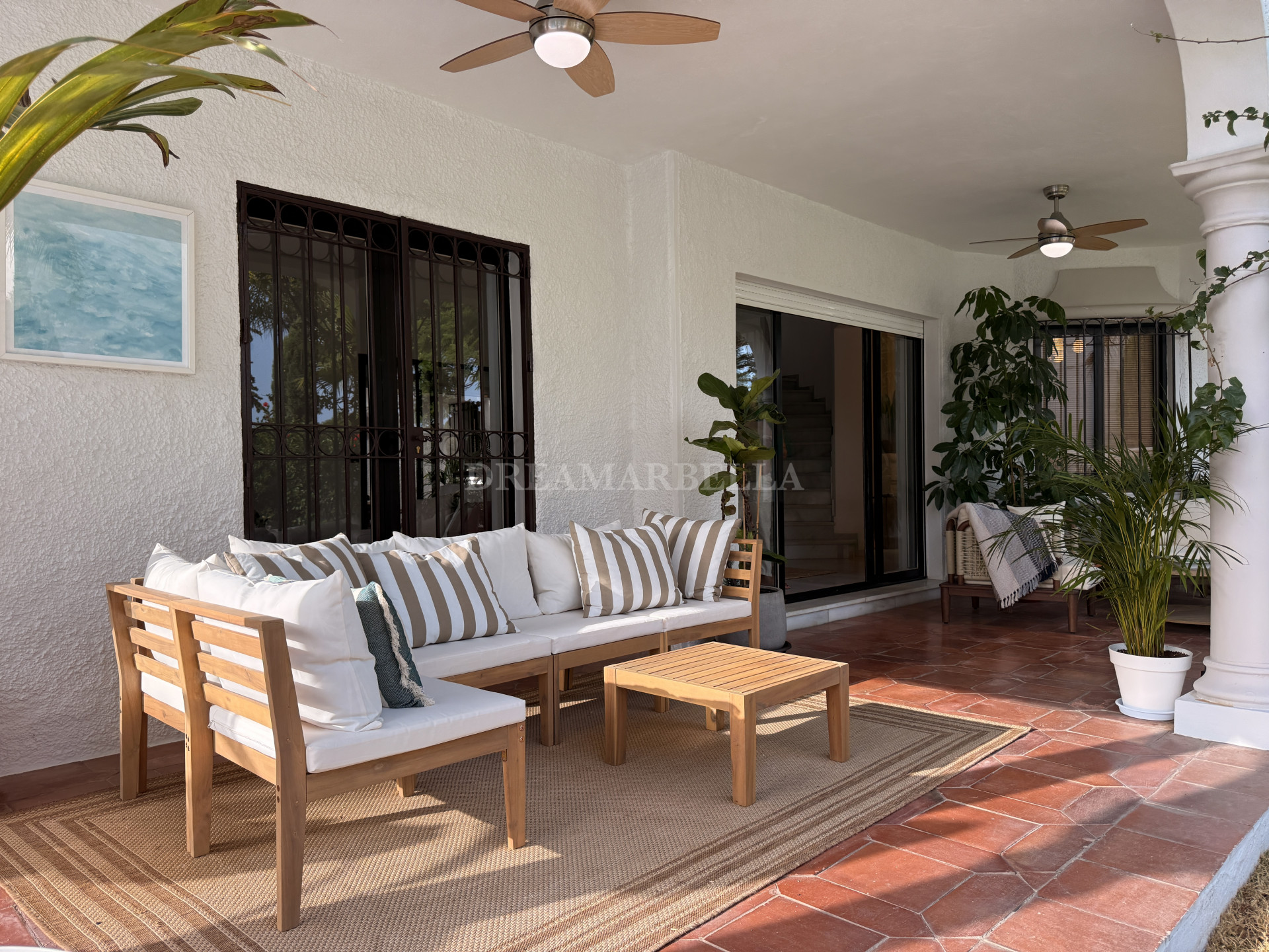 Villa in Estepona East