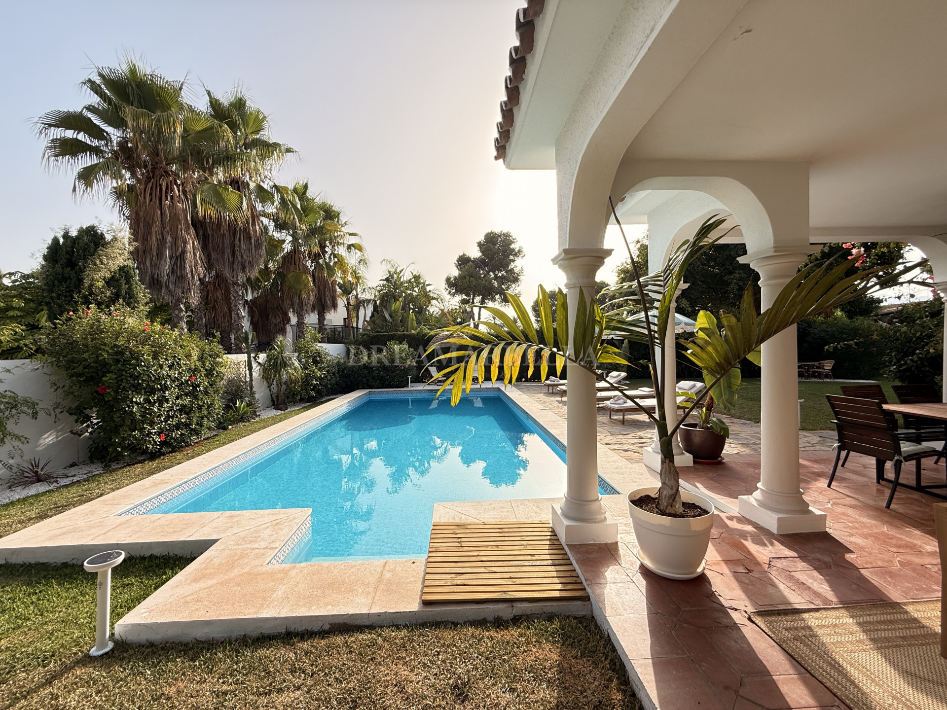Villa in Estepona East