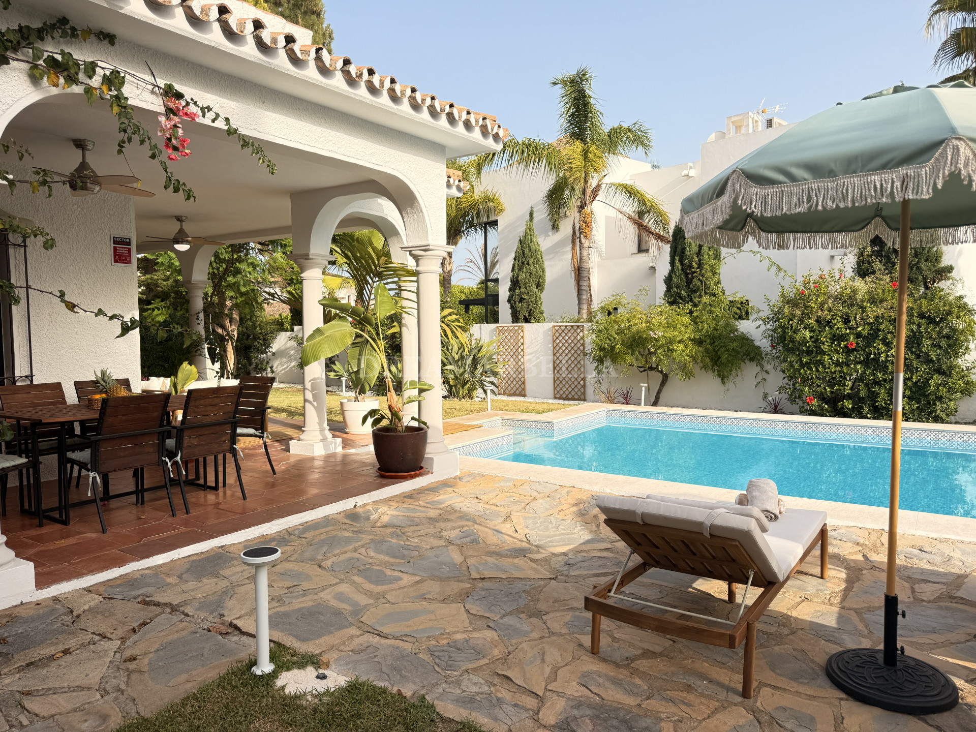 Villa in Estepona East
