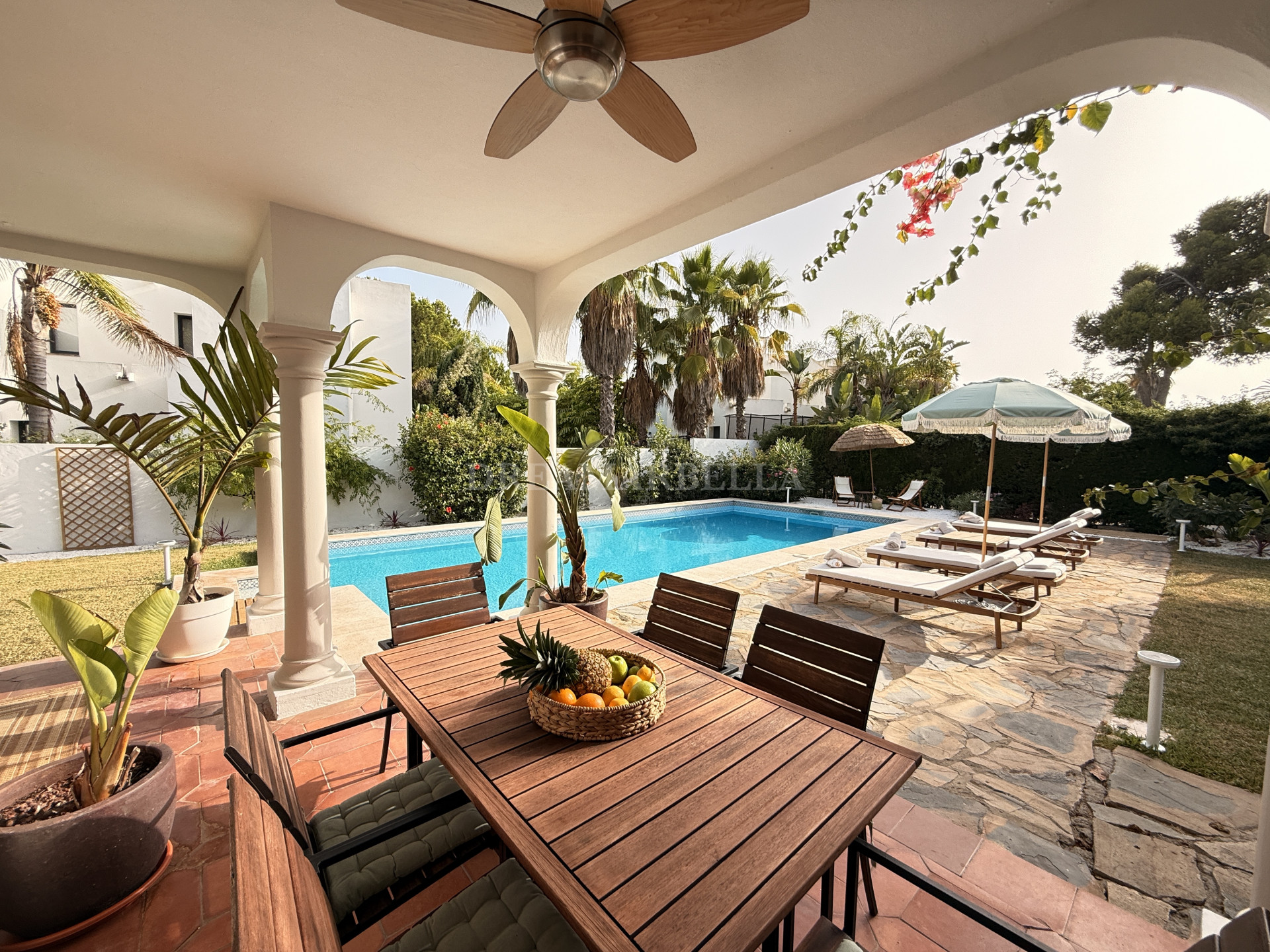 Villa in Estepona East