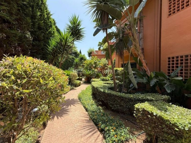 Ground Floor Apartment in Estepona East