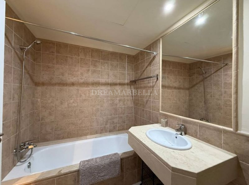 Ground Floor Apartment in Estepona East