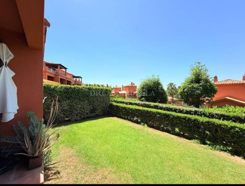 Ground Floor Apartment in Estepona East