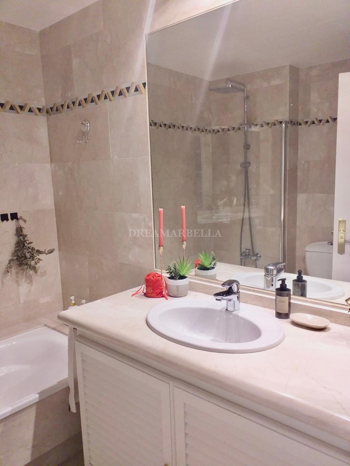 Apartment in Nueva Andalucia