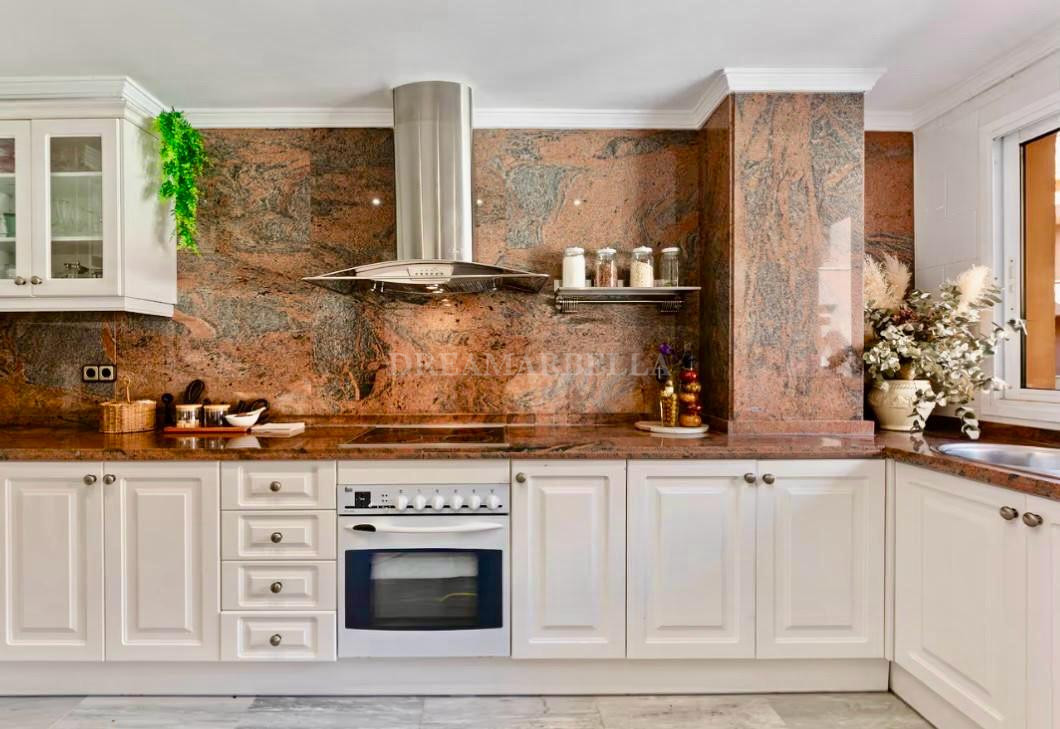 Apartment in Nueva Andalucia
