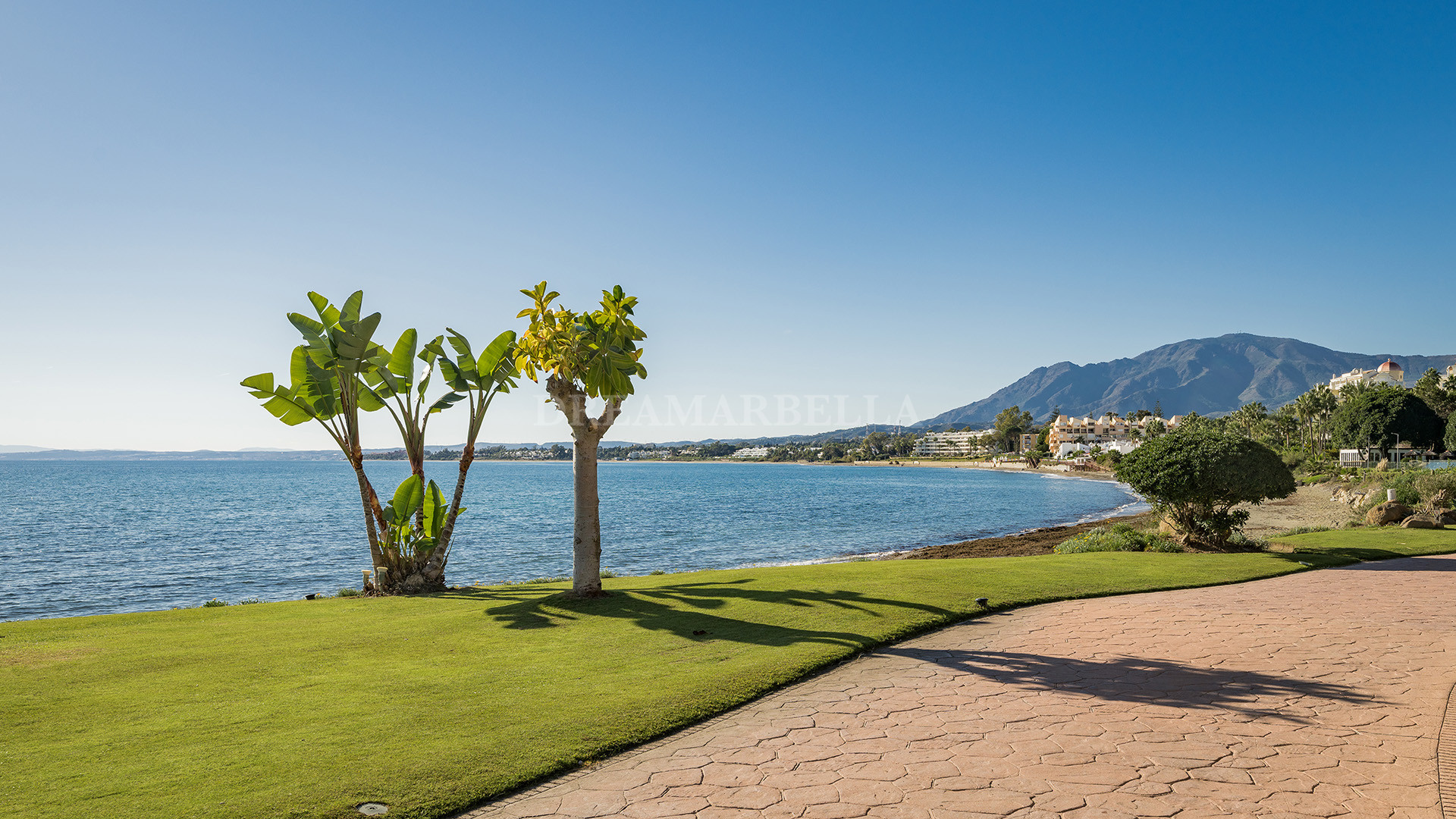 Penthouse in Estepona East
