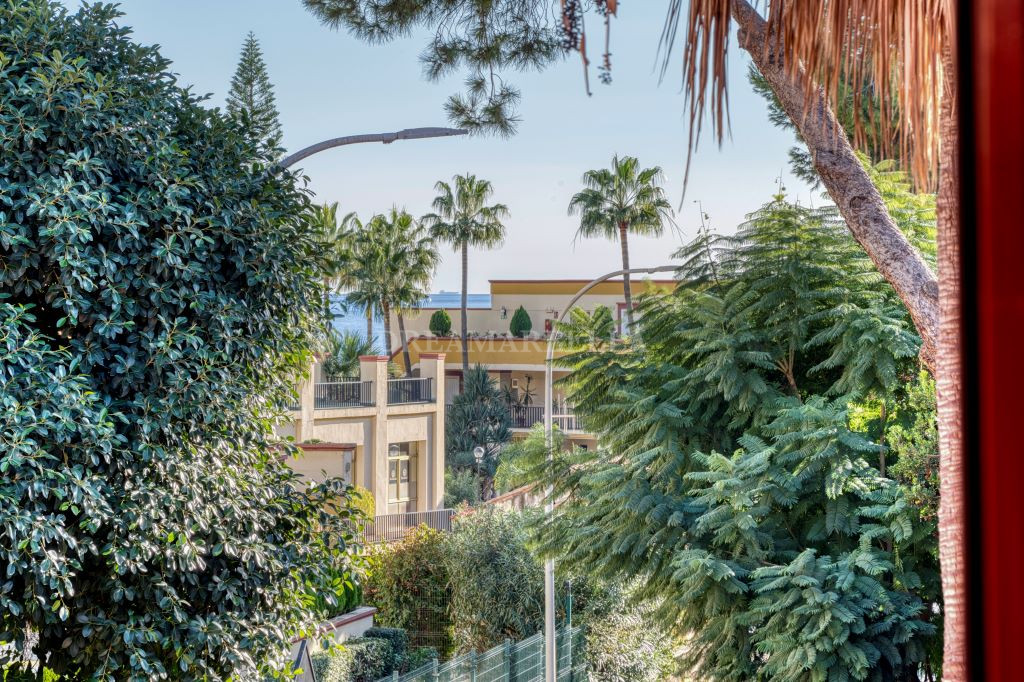 Apartment in Marbella Este