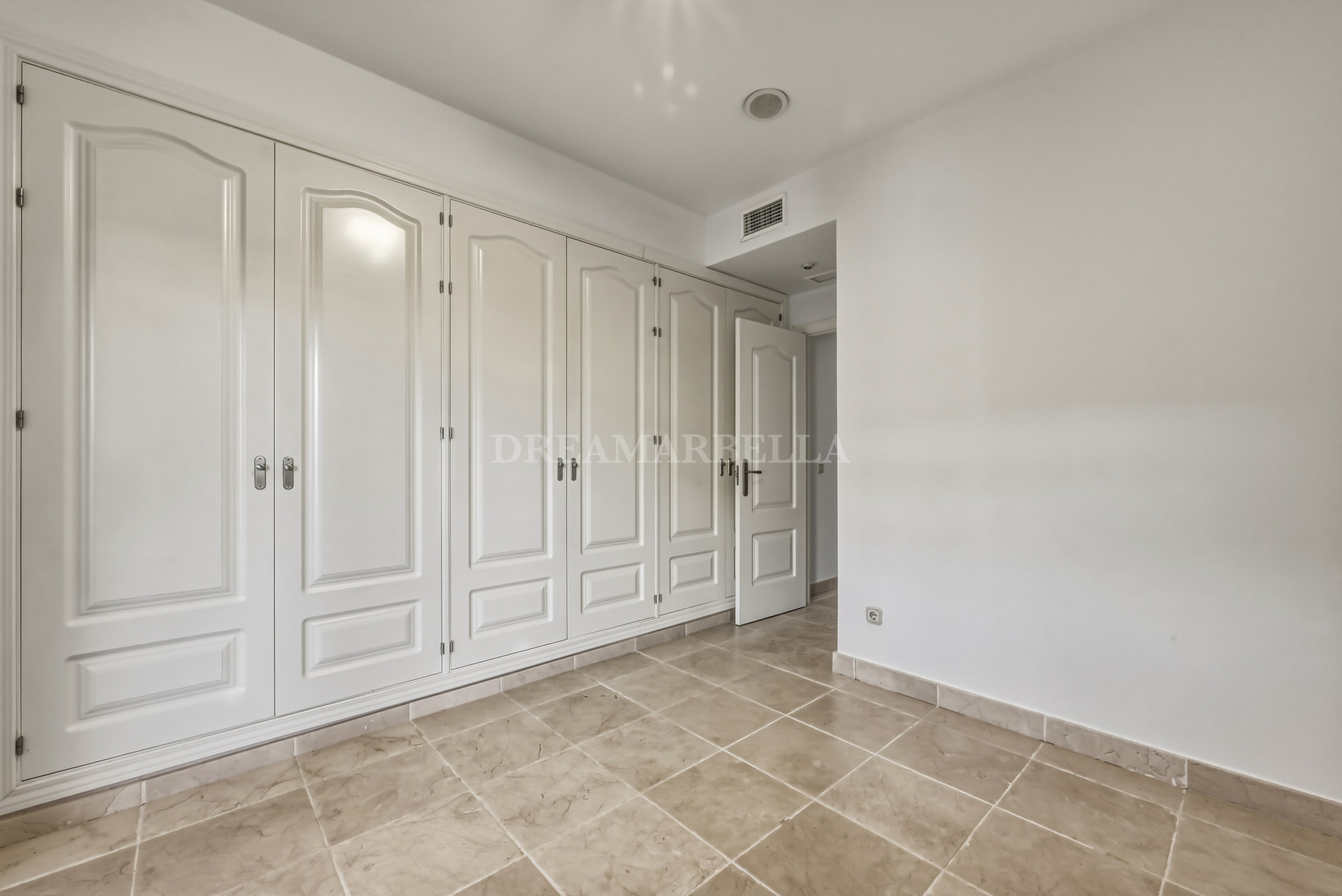 Ground Floor Apartment in Estepona East