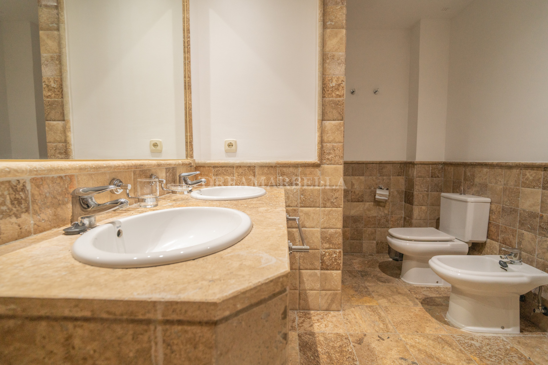 Ground Floor Apartment in Estepona East