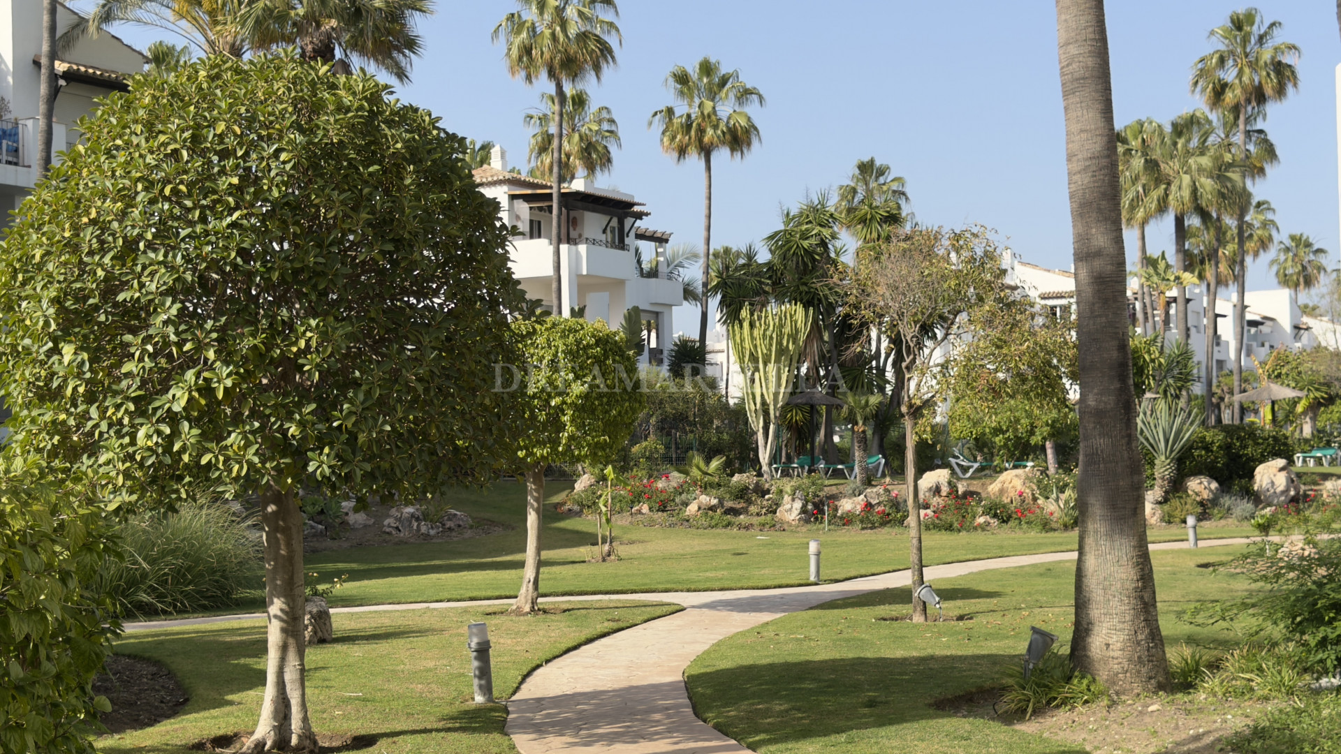 Apartment in Estepona East