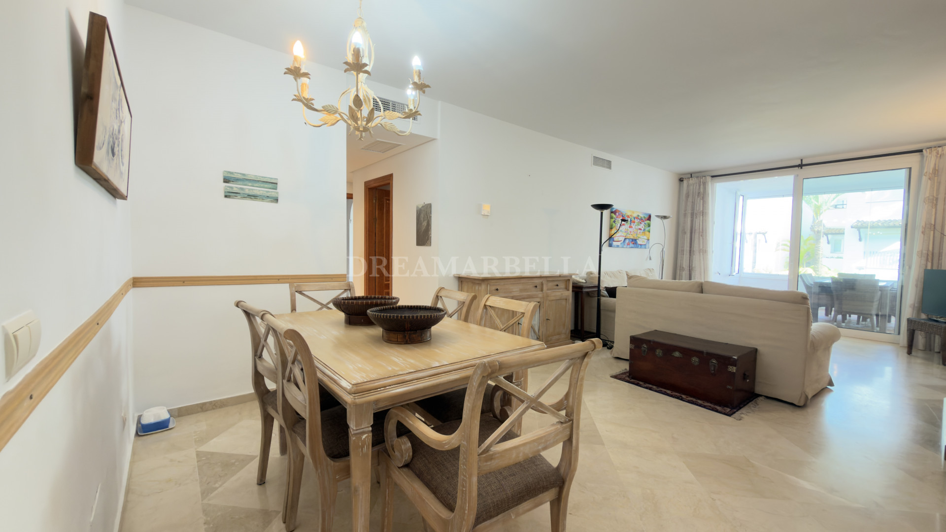 Apartment in Estepona East