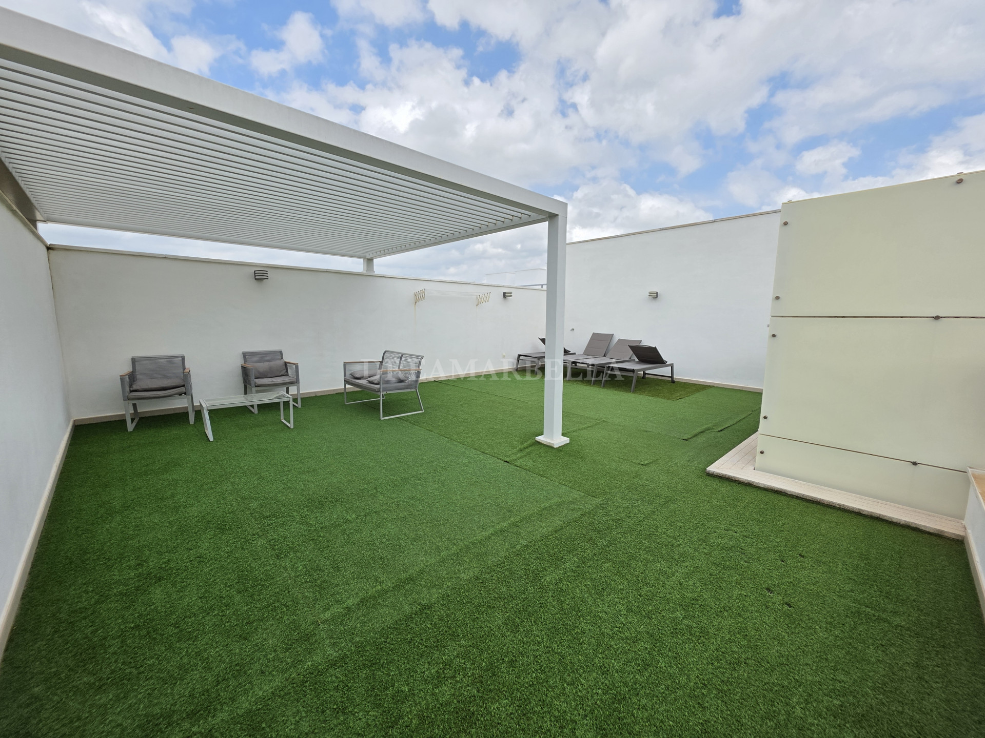 Duplex Penthouse in San Pedro Playa