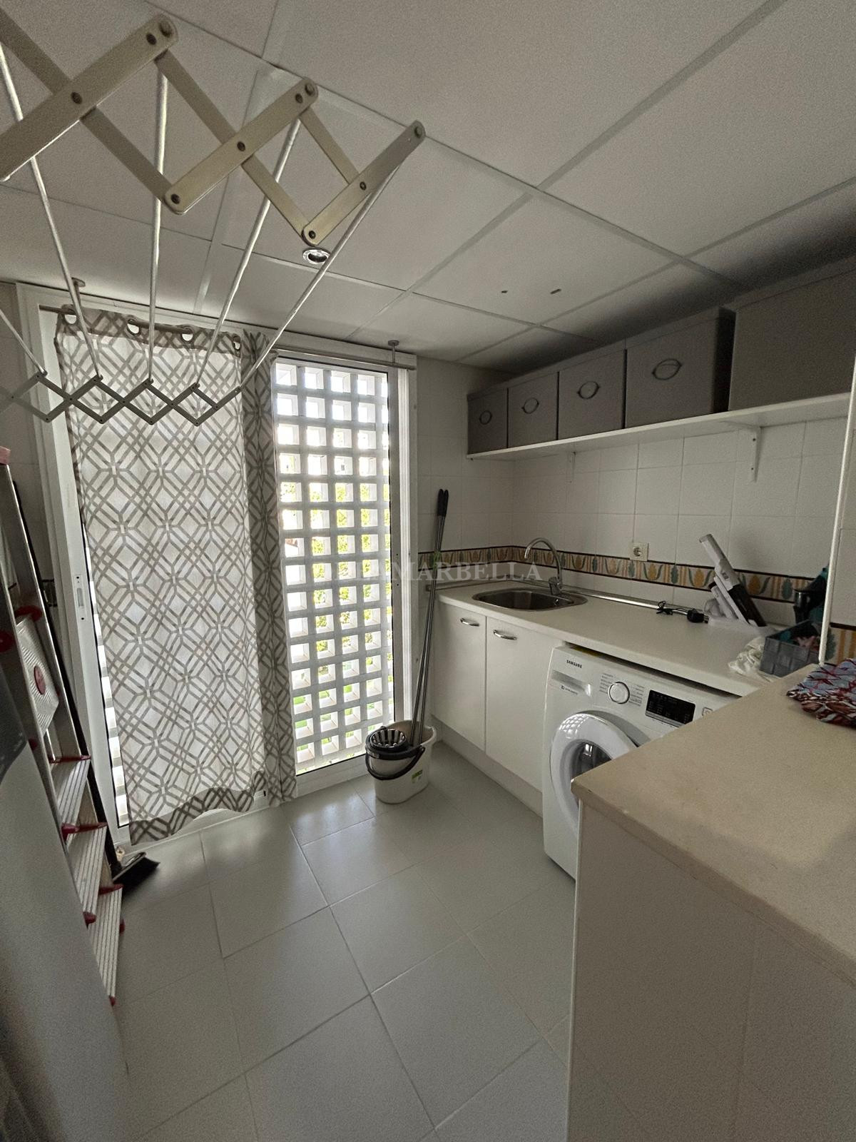 Apartment in Estepona East