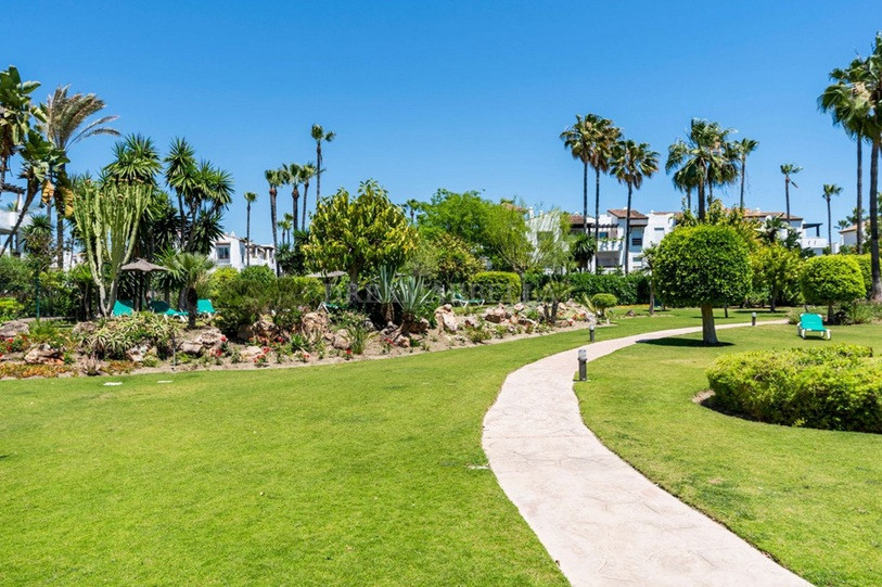 Apartment in Estepona East