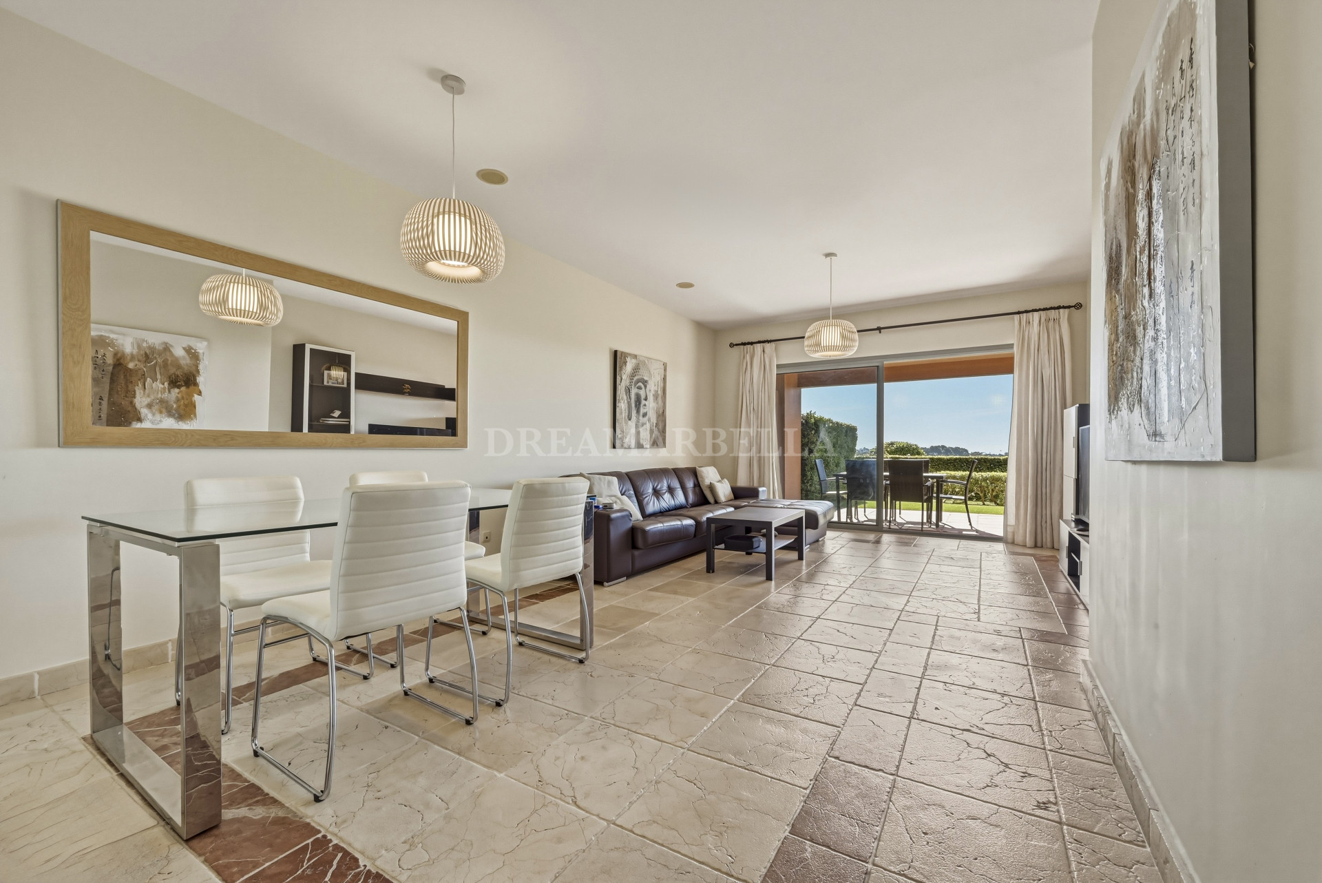 Ground Floor Apartment in Estepona East