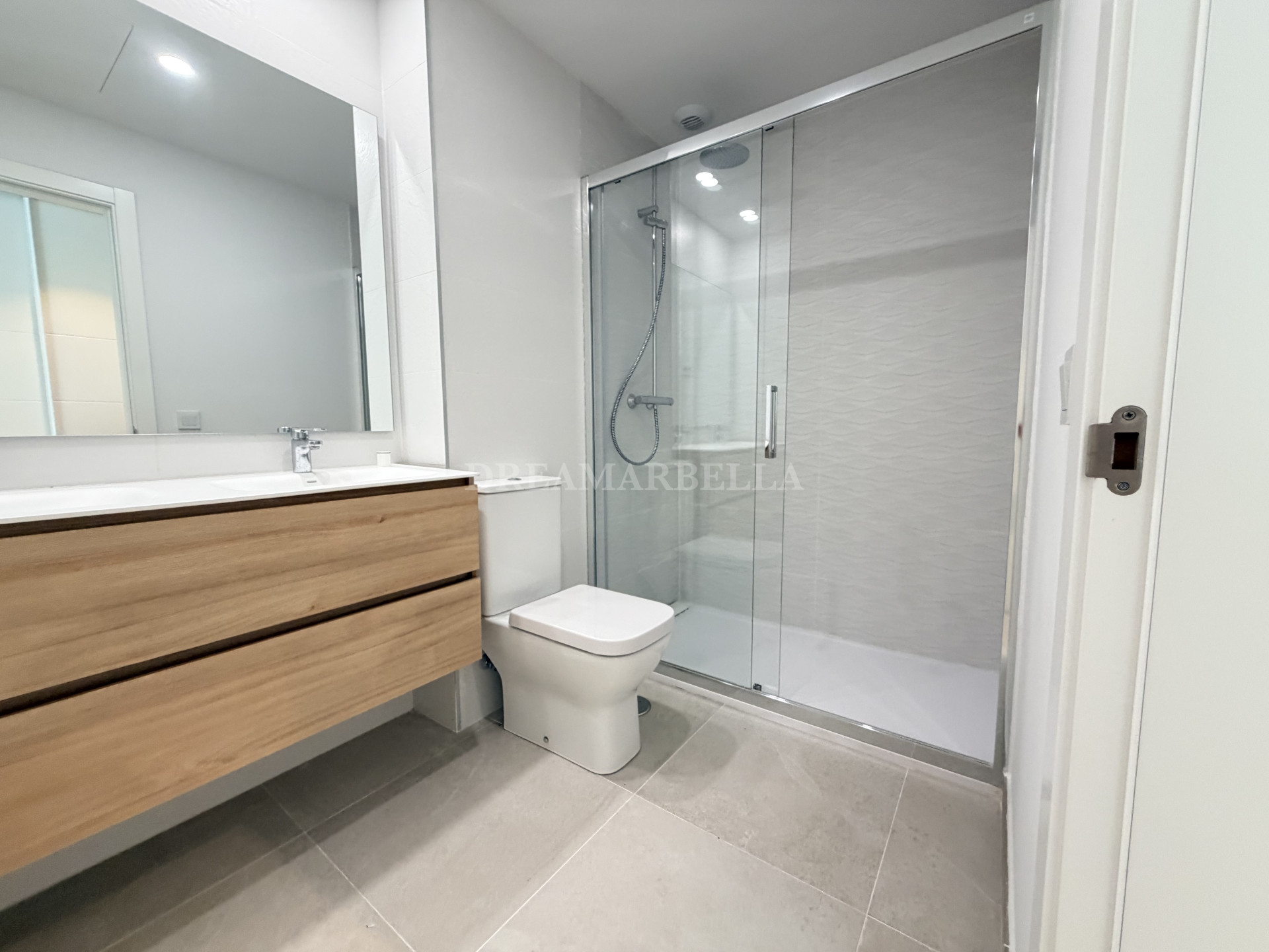 Ground Floor Apartment in Estepona