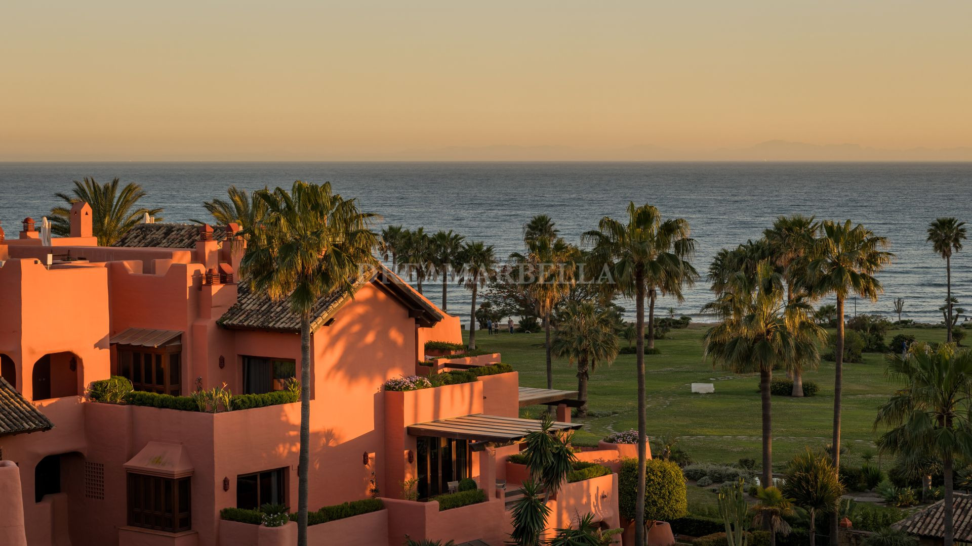 Penthouse in Estepona East