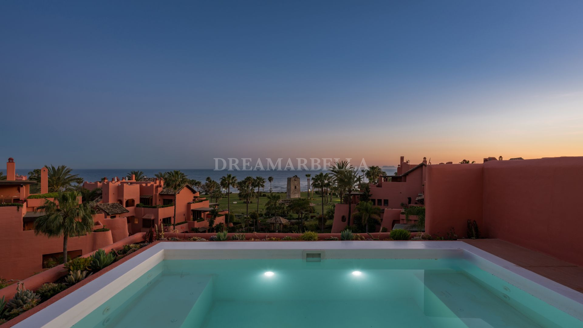 Penthouse in Estepona East