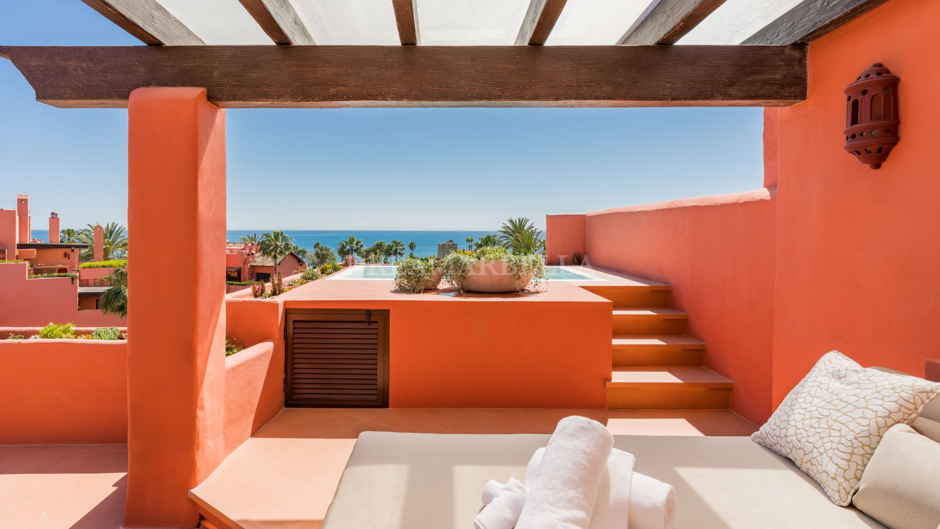 Penthouse in Estepona East