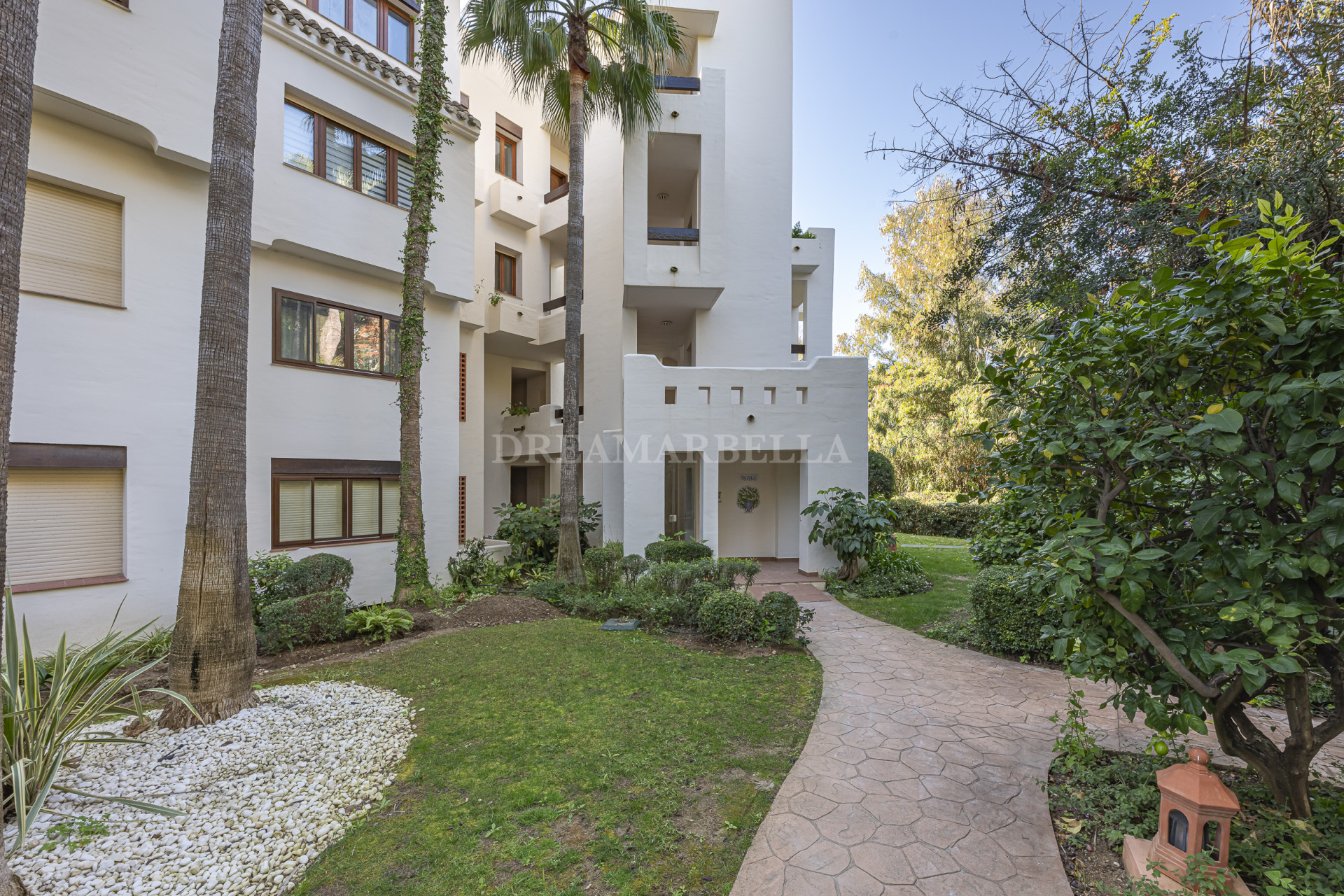 Apartment in Estepona East