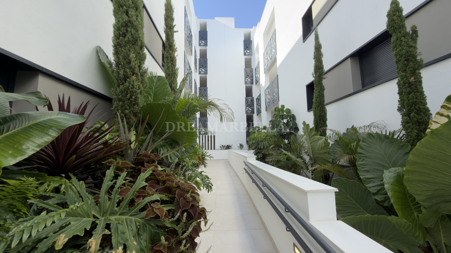 Ground Floor Apartment in Estepona