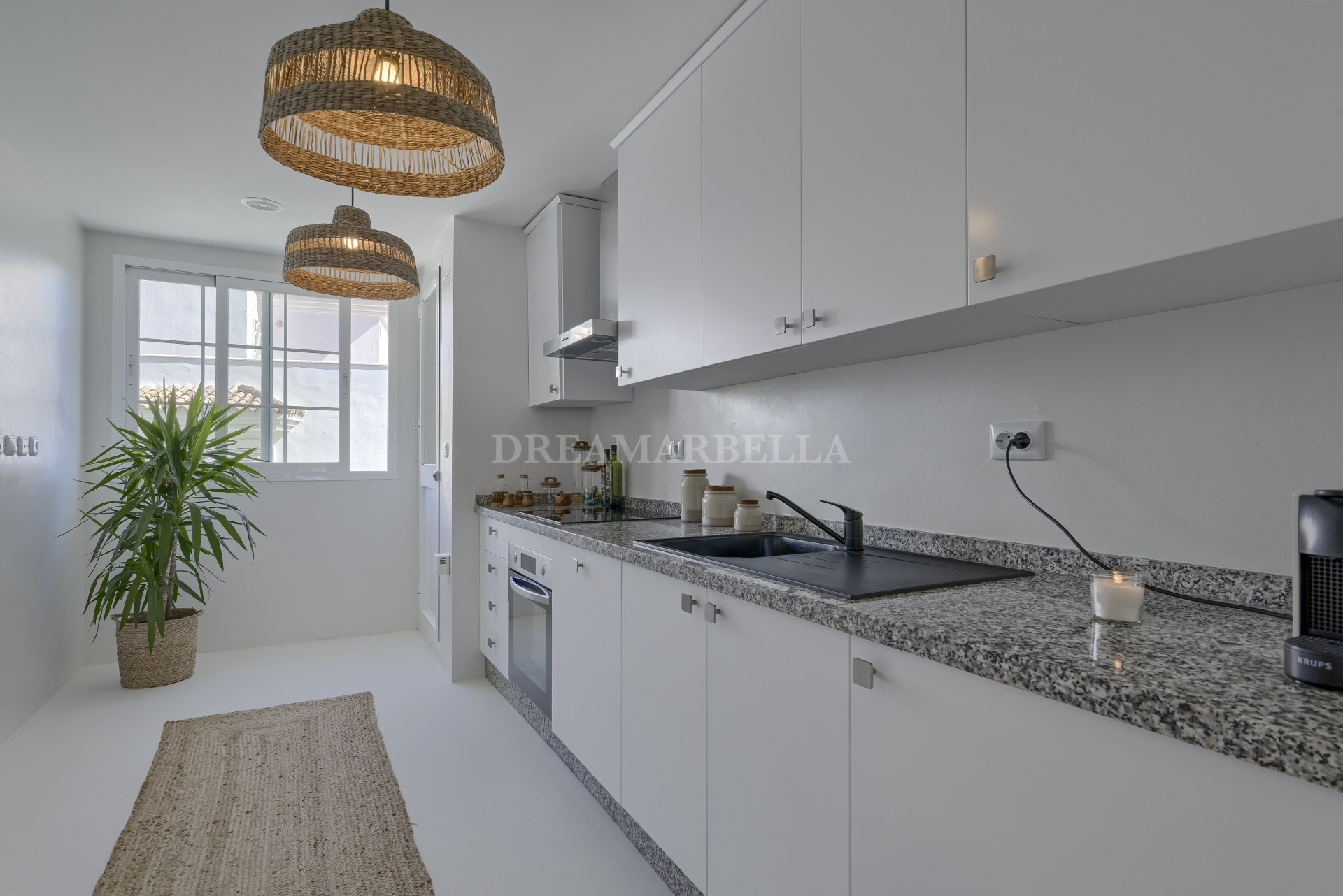 Apartment in Marbella Este