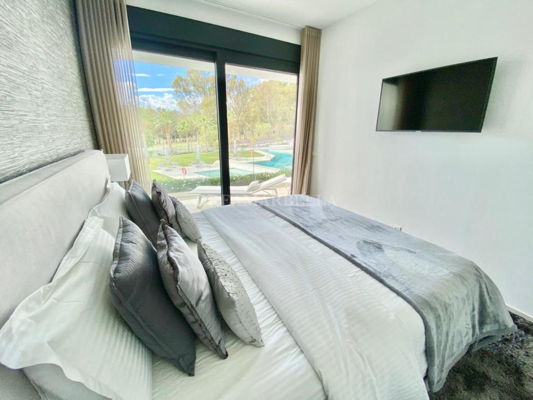 Apartment in Estepona East