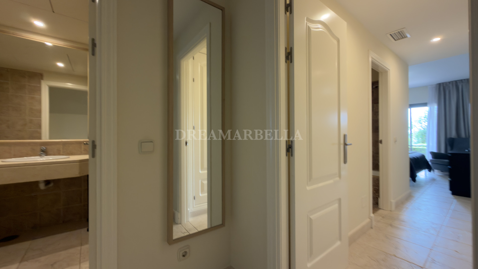 Ground Floor Apartment in Estepona East