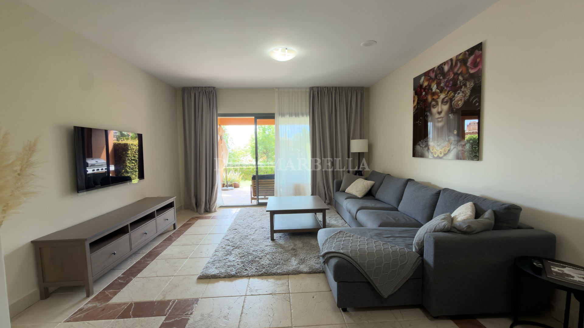 Ground Floor Apartment in Estepona East