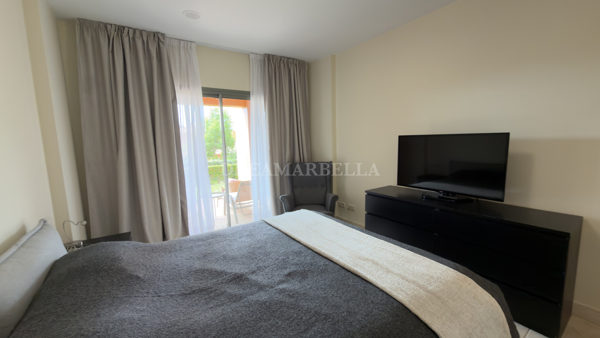 Ground Floor Apartment in Estepona East