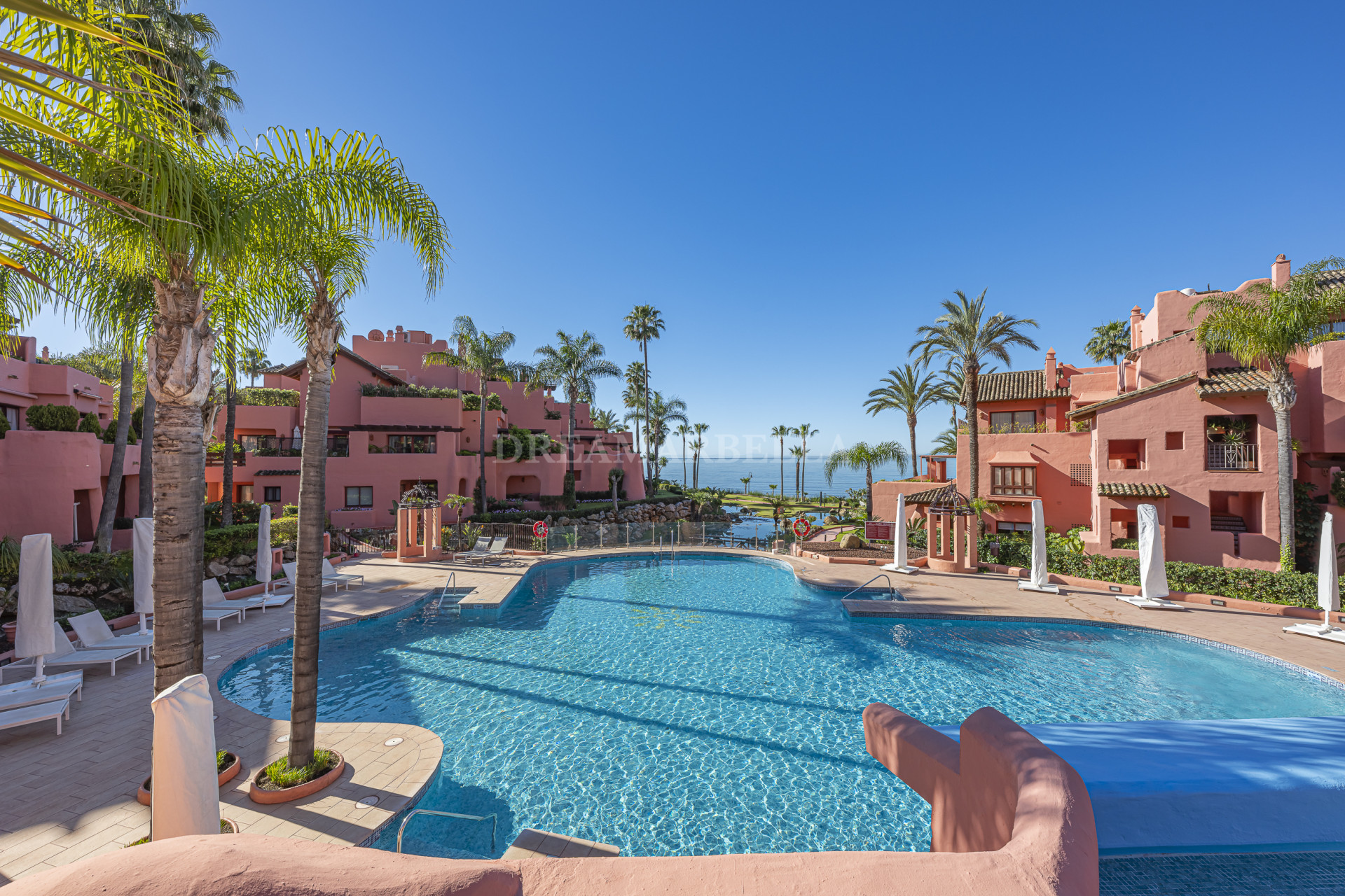 Ground Floor Apartment in Estepona East
